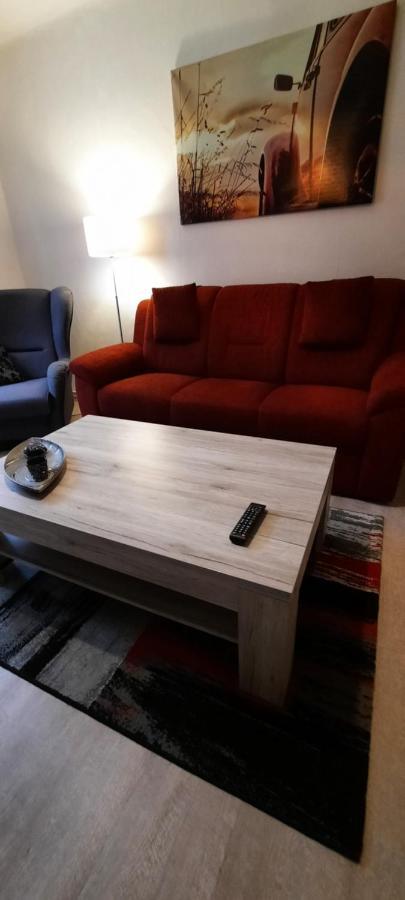 Ferienhaus Im Gruenen/Monteurzimmer Oranienburg Exteriör bild